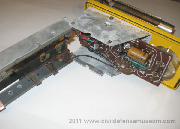 CD V-700 Anton Model 5 Case Inside